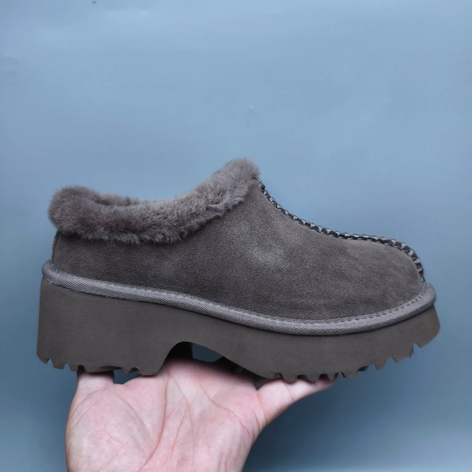 💰480 UGG sheepskin all-in-one snow boots 2510 thick-soled wedge fashion shoes Color: maroon sand walnut Matching size: 35-40